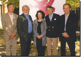 Launch of the Griffin Poetry Prize on September 6, 2000 (left to  right) Robin Robertson, Michael Ondaatje, Margaret Atwood, Scott  Griffin, David Young